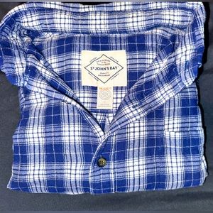 St Johns Bay Blue and White Button Down Flannel Men’s Size Large.